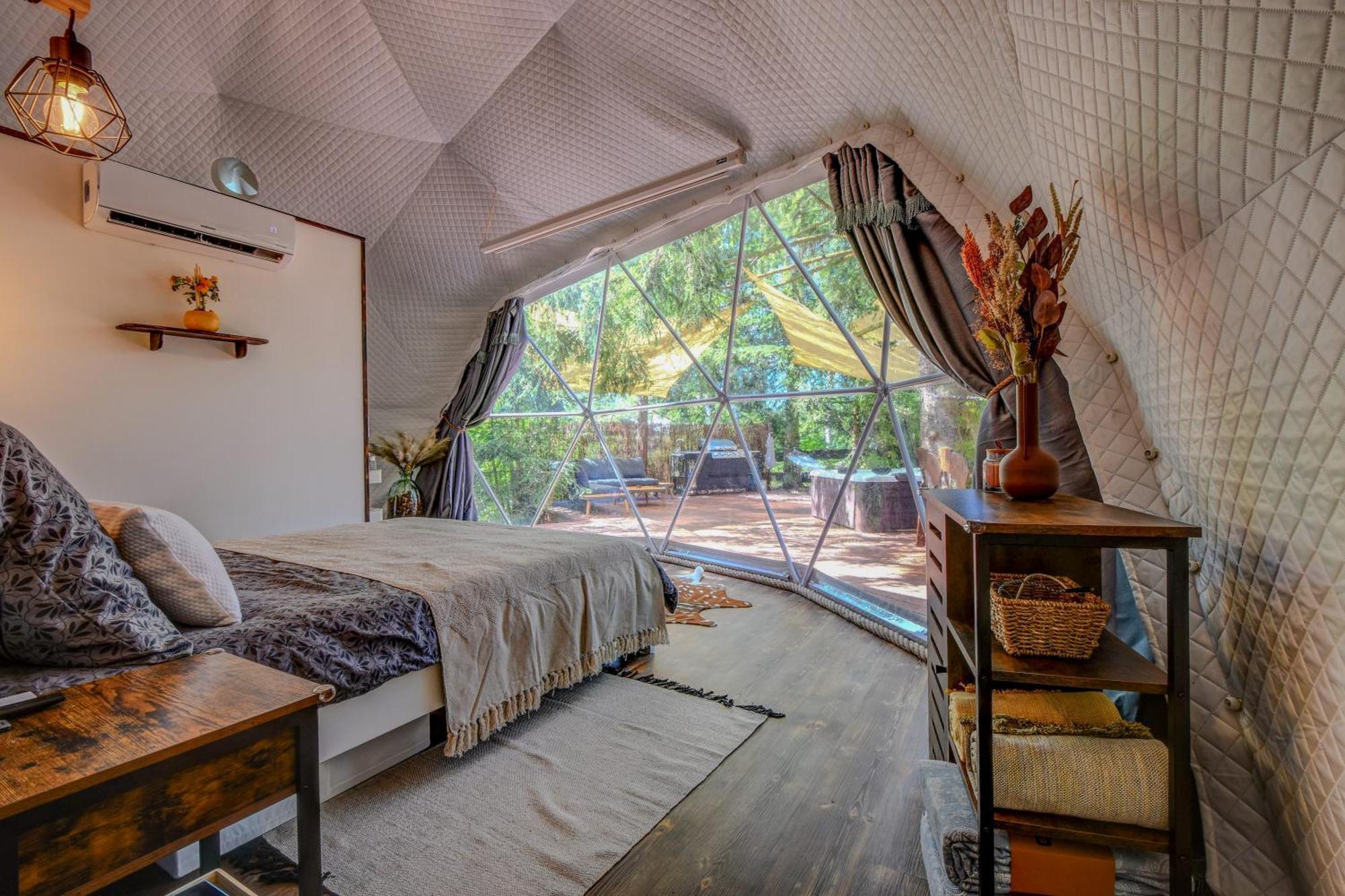 Tiche Misto Glamping Hotel Slapy  Exterior photo